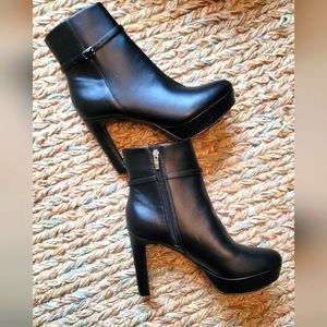 Nine West boots size 8.5